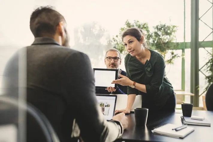 How to Apply for a Sales Training Program and Boost Your Selling Skills